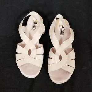 5/$25 Cliffs  Shoes!